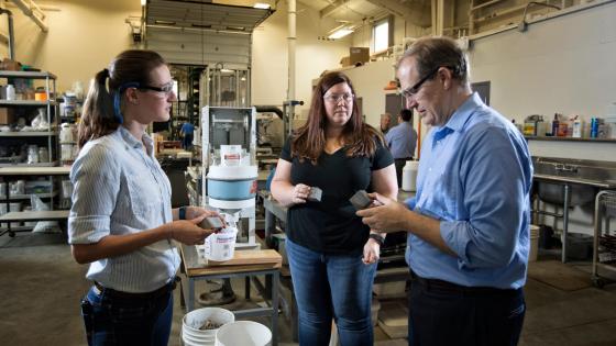 tristana duvallet and anne oberlink show rodney andrews a concrete sample